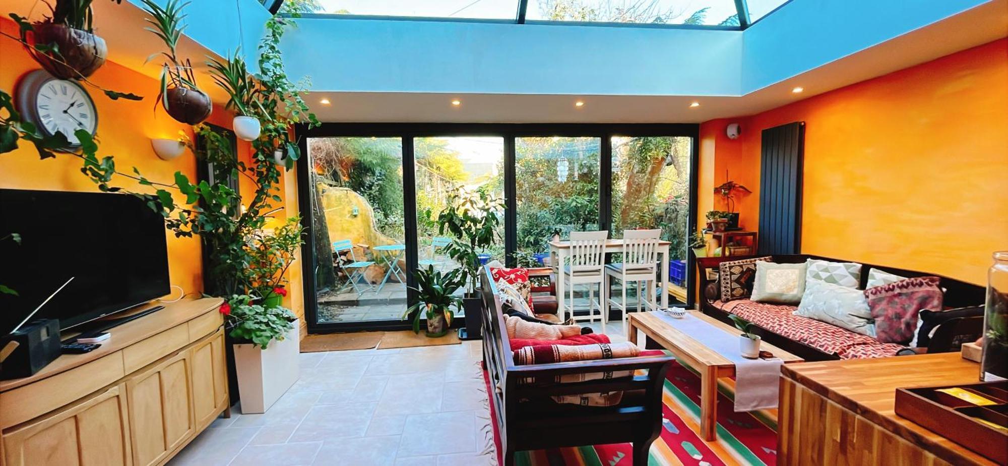 カーディフ Funky Urban Jungle Bed & Breakfast エクステリア 写真